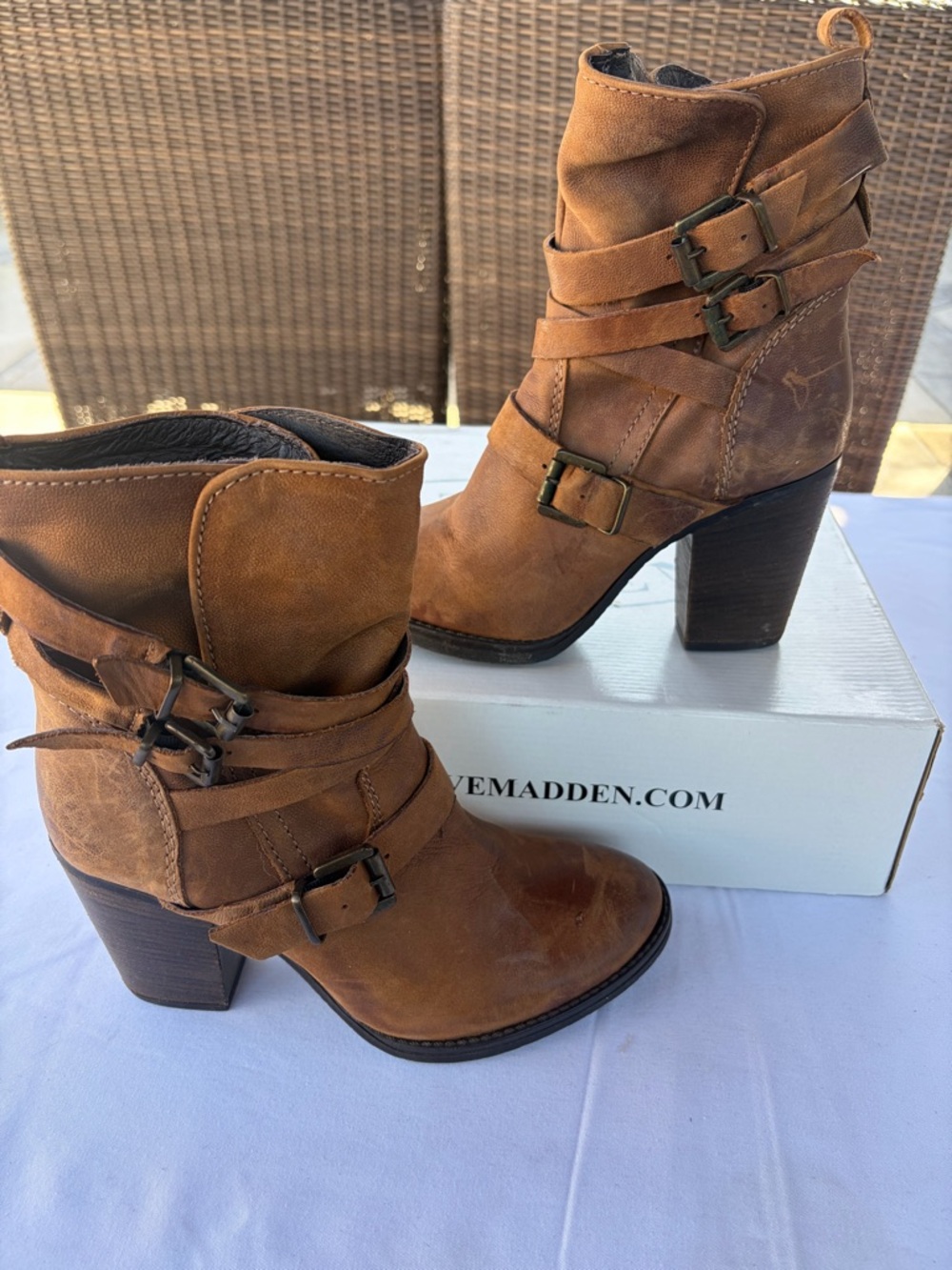 Steve Madden Yale Cognac Boots, Size 8